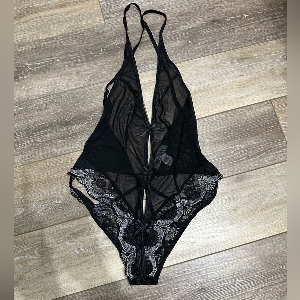 💝 sexy lace intimates & sleep wear. Excellent condition.